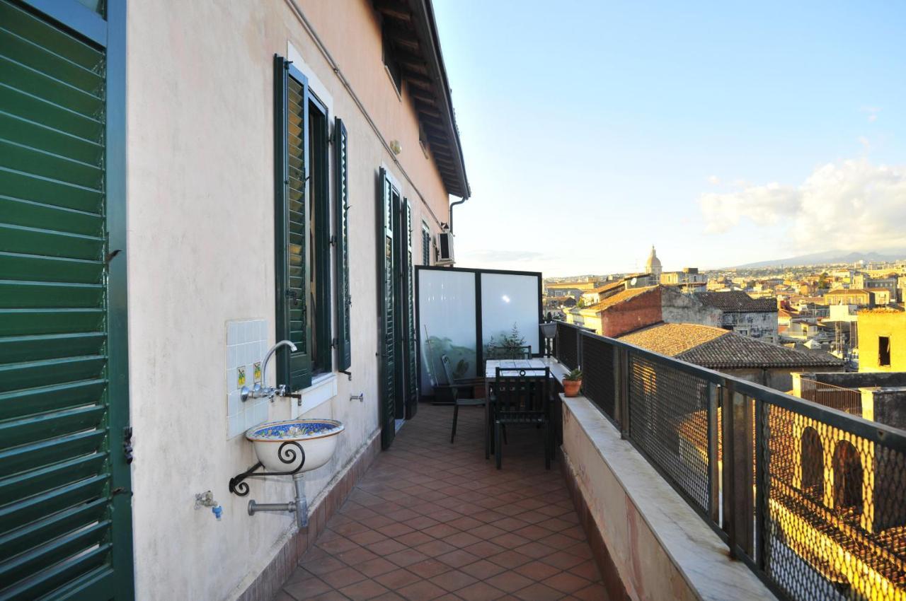 カターニアTerrazza Sul Castello Ursino By Wonderful Italyアパートメント エクステリア 写真